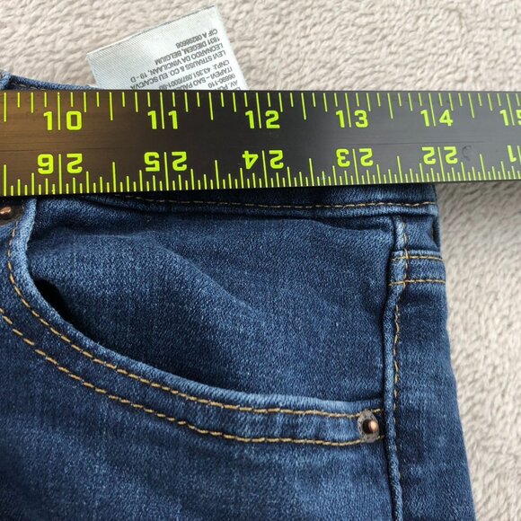Women's Levis Blue Jeans In Excellent Condition - Picture 4 of 13